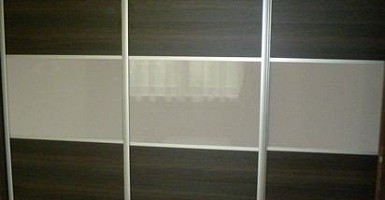 Custom sliding-door wardrobes